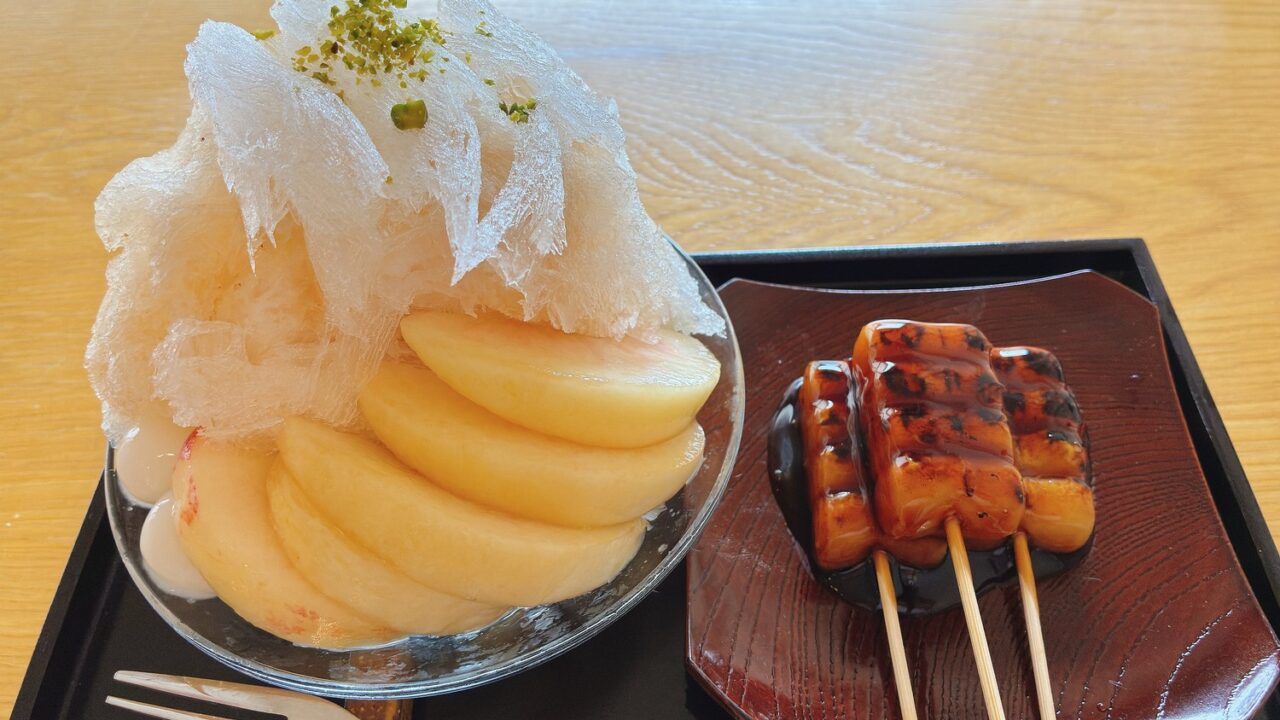 うめぞの　新生姜と桃のしるこ氷　みたらし団子