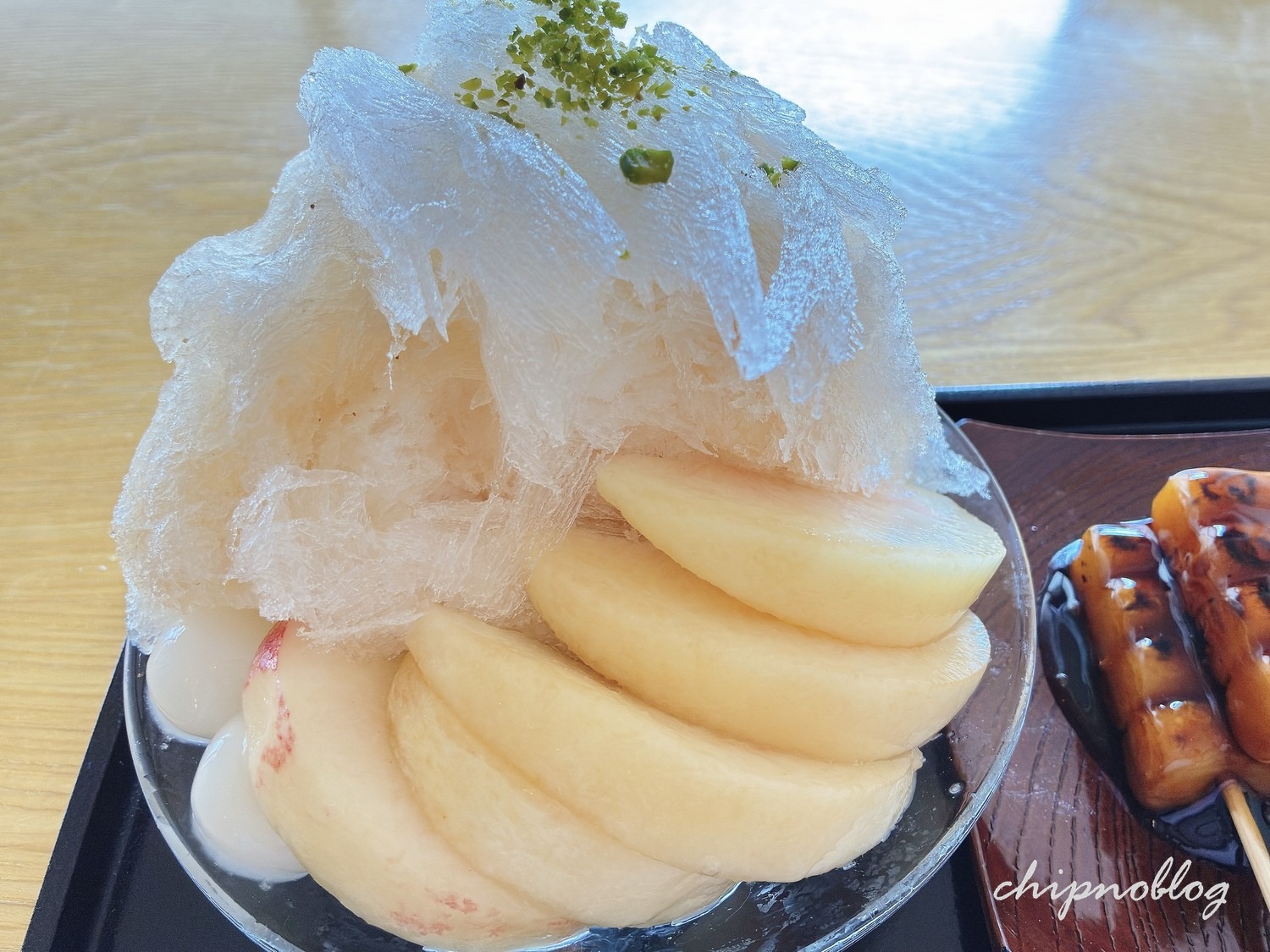 新生姜と桃の志るこ氷の生姜と桃